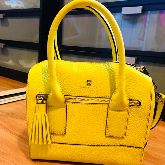 kate spade Handbags - Kate Spade Purse